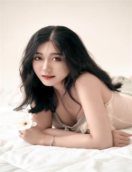 专业战争片评论：《禁足的鸟》的技术创新与艺术成就 ——深入探索战争片的艺术世界